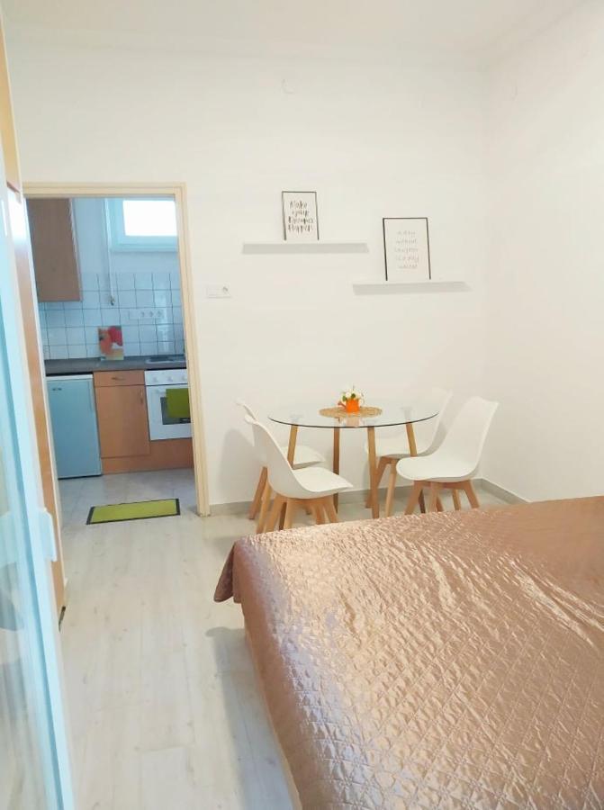 Ildiko Apartman Apartment Hajduszoboszlo Ngoại thất bức ảnh